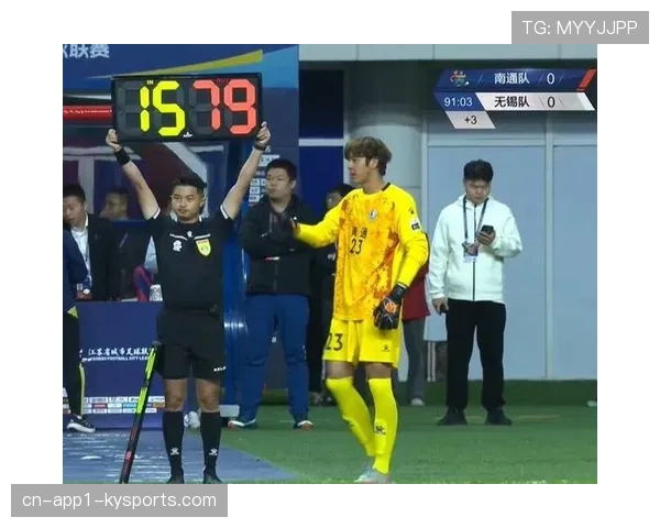 瞬间:老将穆勒替补登场,首次触球便送出精准45度传中助攻 瞬间:老将穆勒替补登场,首次触球便送出精准45度传中助攻